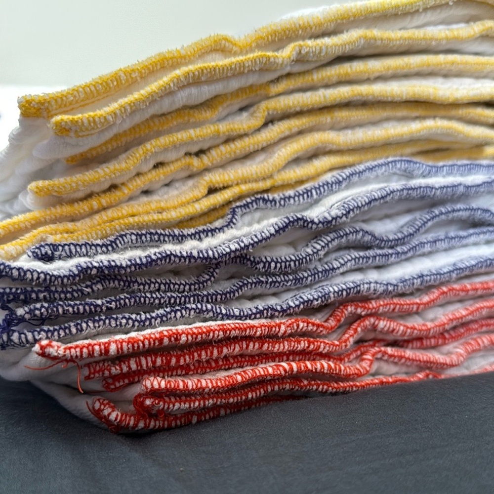 Cloth diaper lot - 20 prefolds